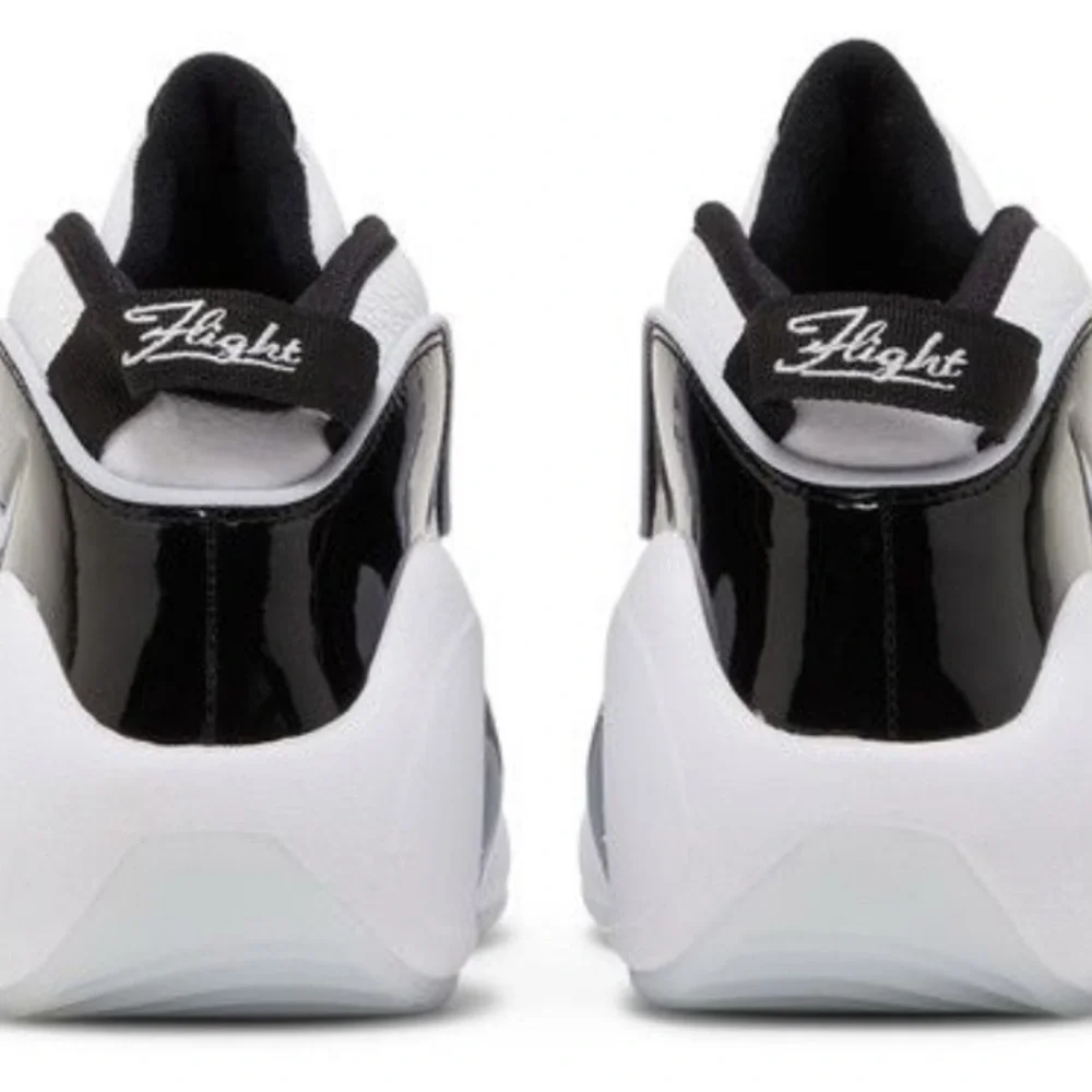 NIKE SNEAKERS - Picture 2 of 6